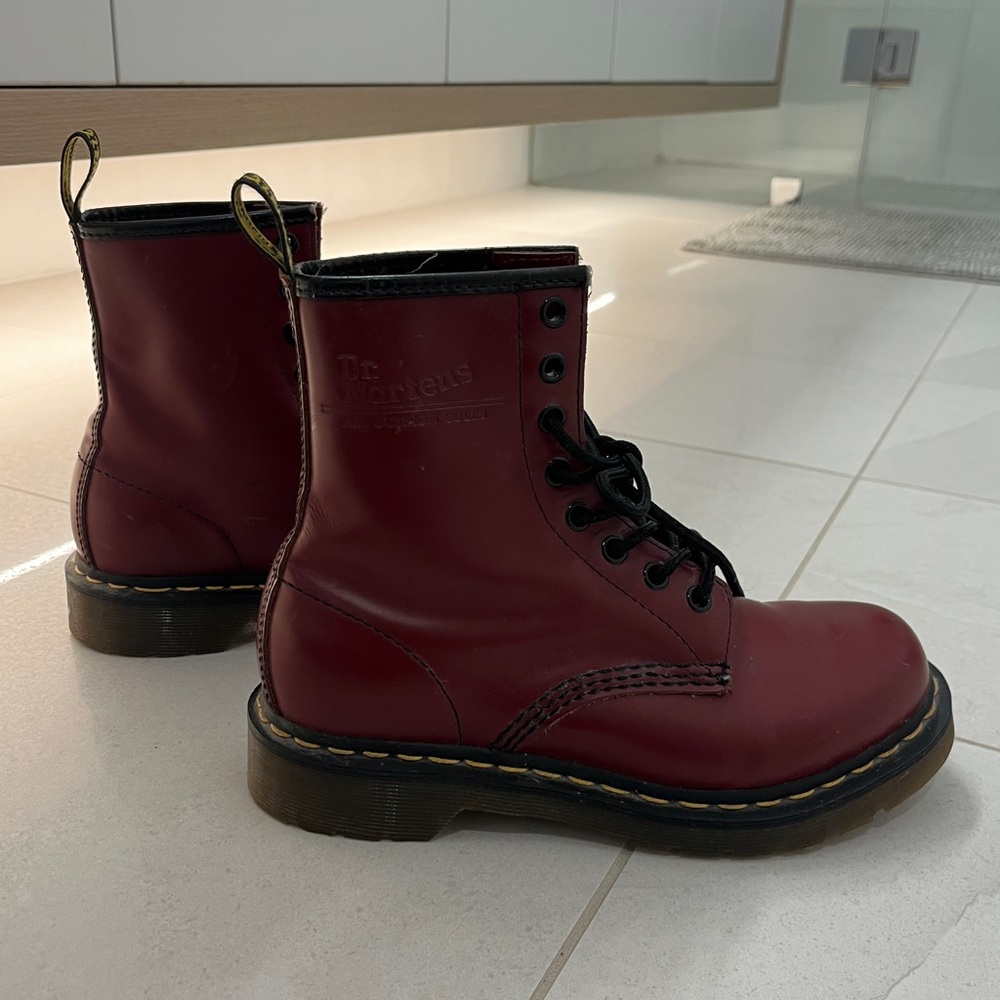 Dr. Martens Burgundy Red Lace Up Classic Boots Womens US 6